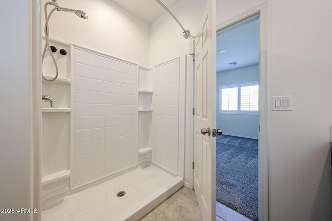 Building Photo - 24388 W Verlea Dr