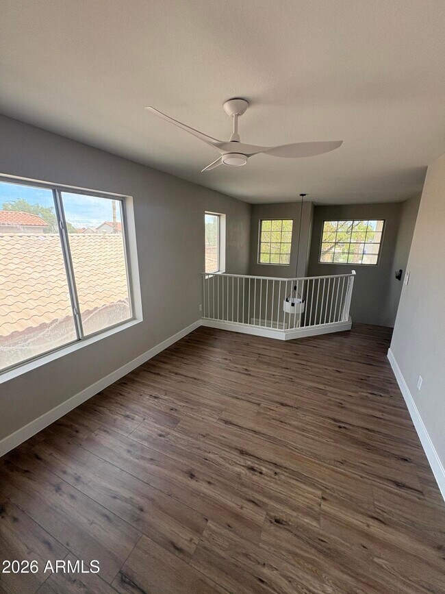Building Photo - 2370 S Apache Dr