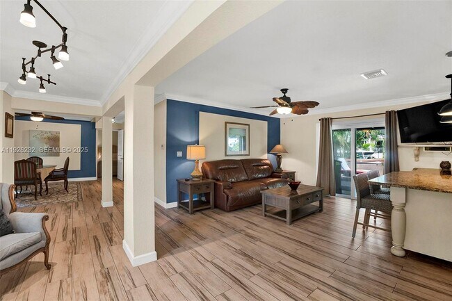 Building Photo - 812 Chukker Rd