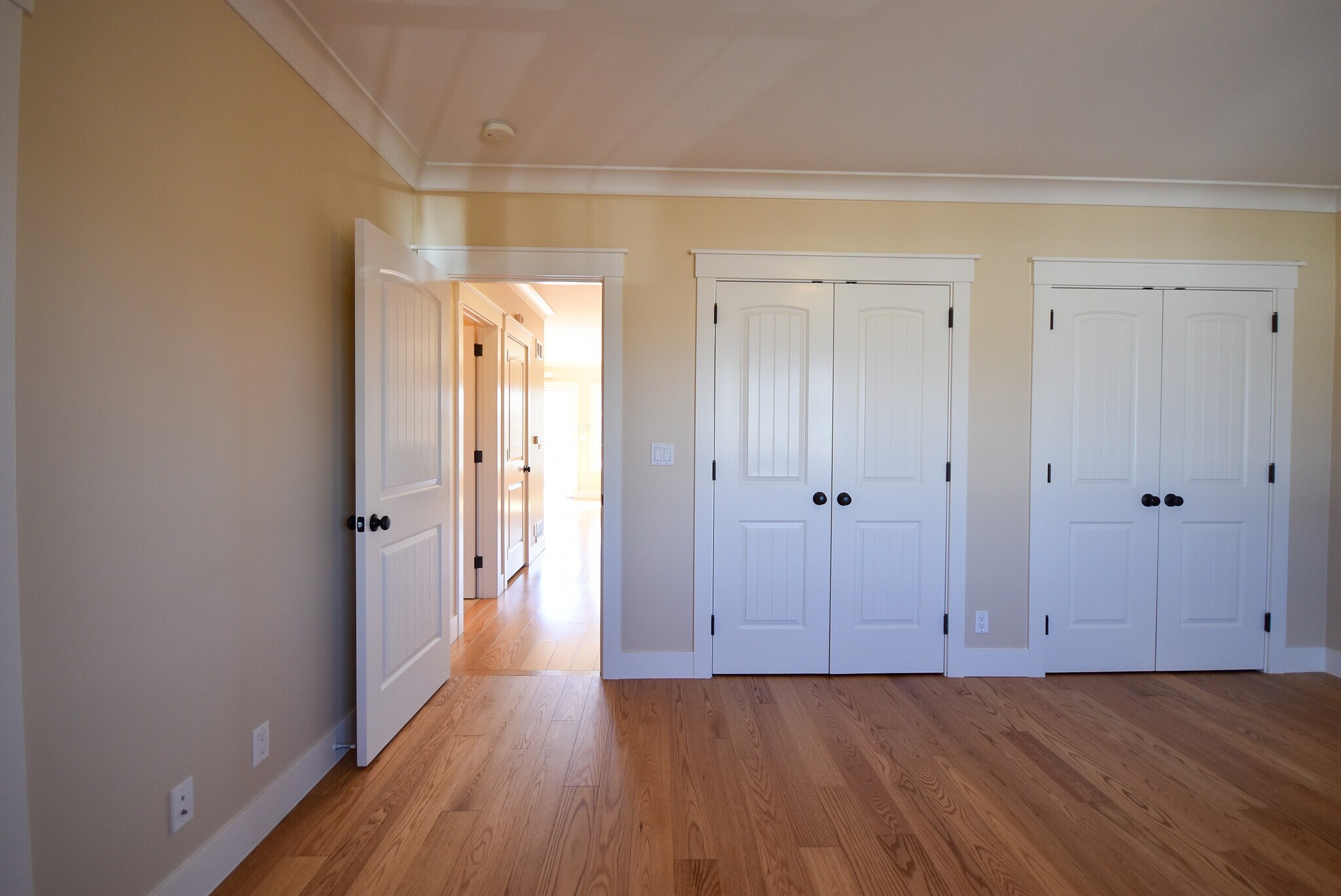 Building Photo - 1705 Palm Ave