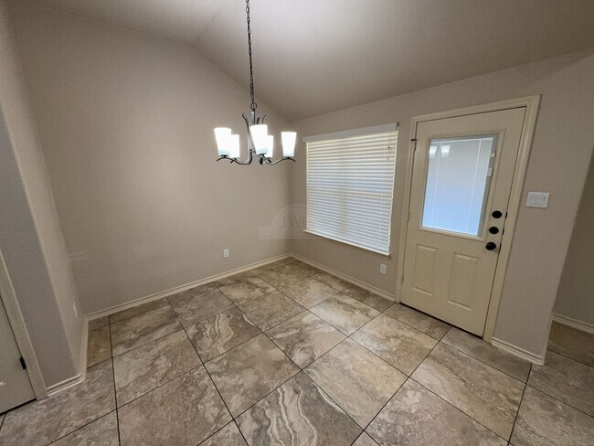 Building Photo - 5508 Settlers Ct