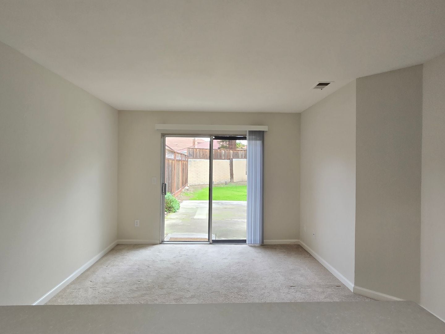 Building Photo - 1685 Chesterton Cir