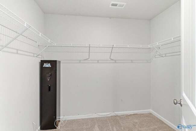 Building Photo - 135 Varina Dr