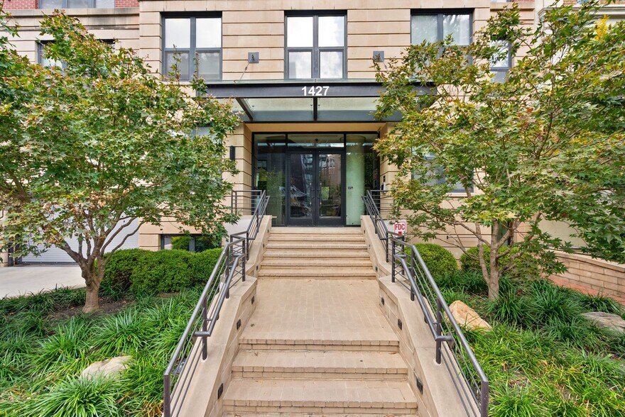 Building Photo - 1427 Rhode Island Ave NW