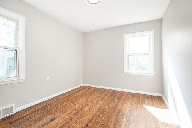 Building Photo - Beautiful 3/1 SFR For rent in Parma