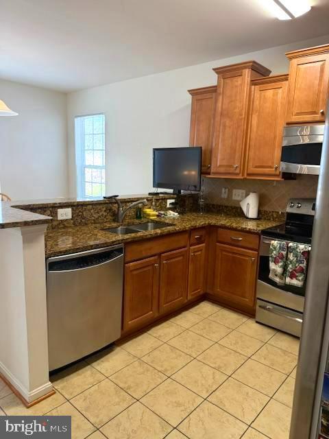 Building Photo - 7401 Travertine Dr