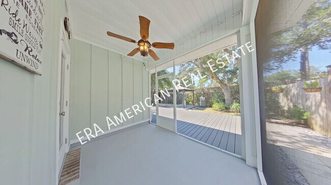 Building Photo - 1889 Noleka Ct