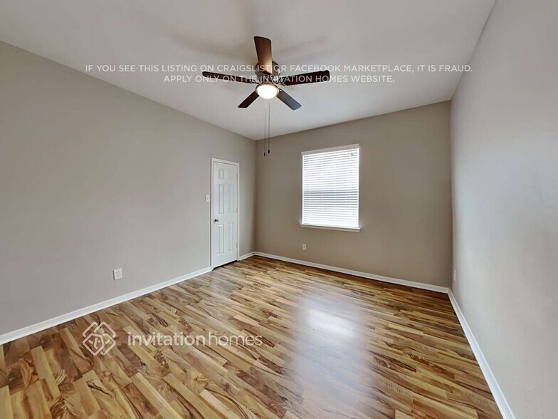 Building Photo - 625 Rocky Hollow Ln