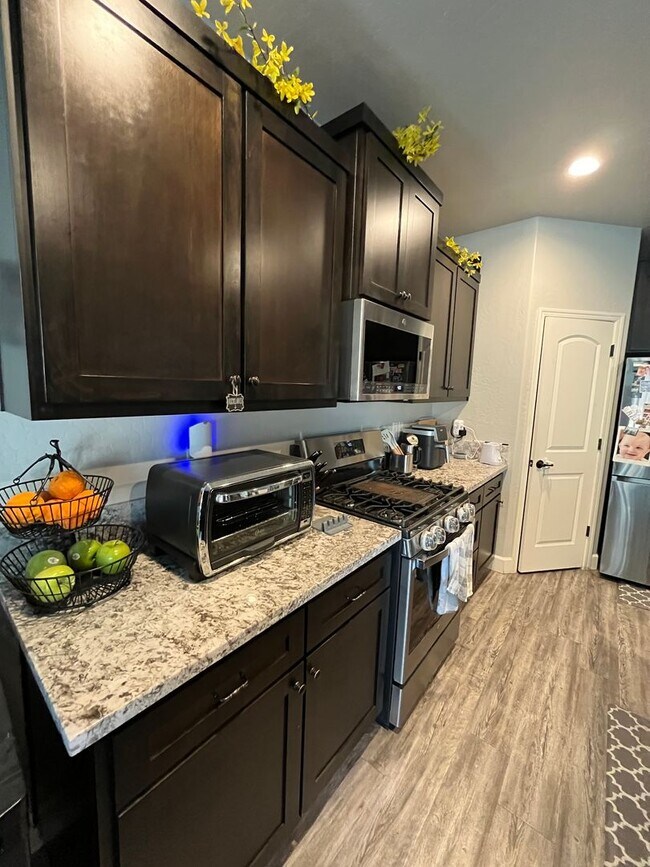 Building Photo - Beautiful home coming soon in Reedley!