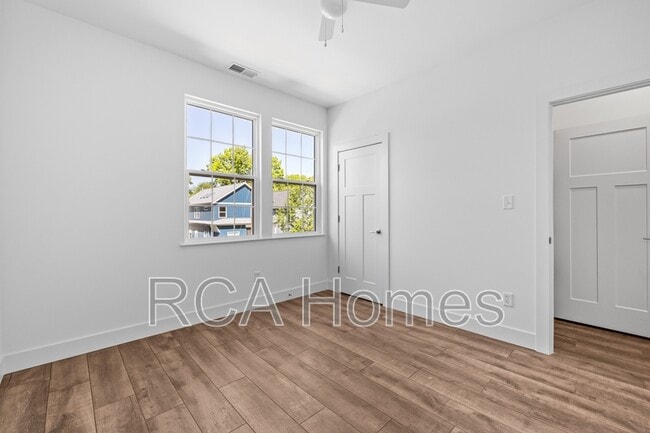 Building Photo - 2739 Guilford Ave