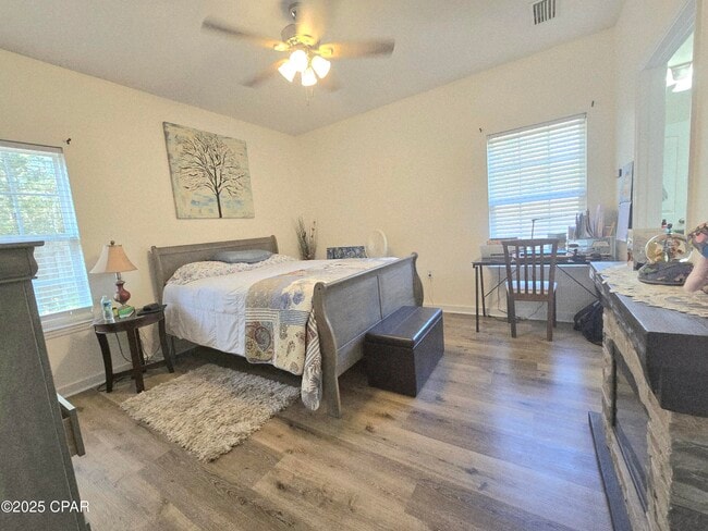 Building Photo - 13805 Flamingo Ave