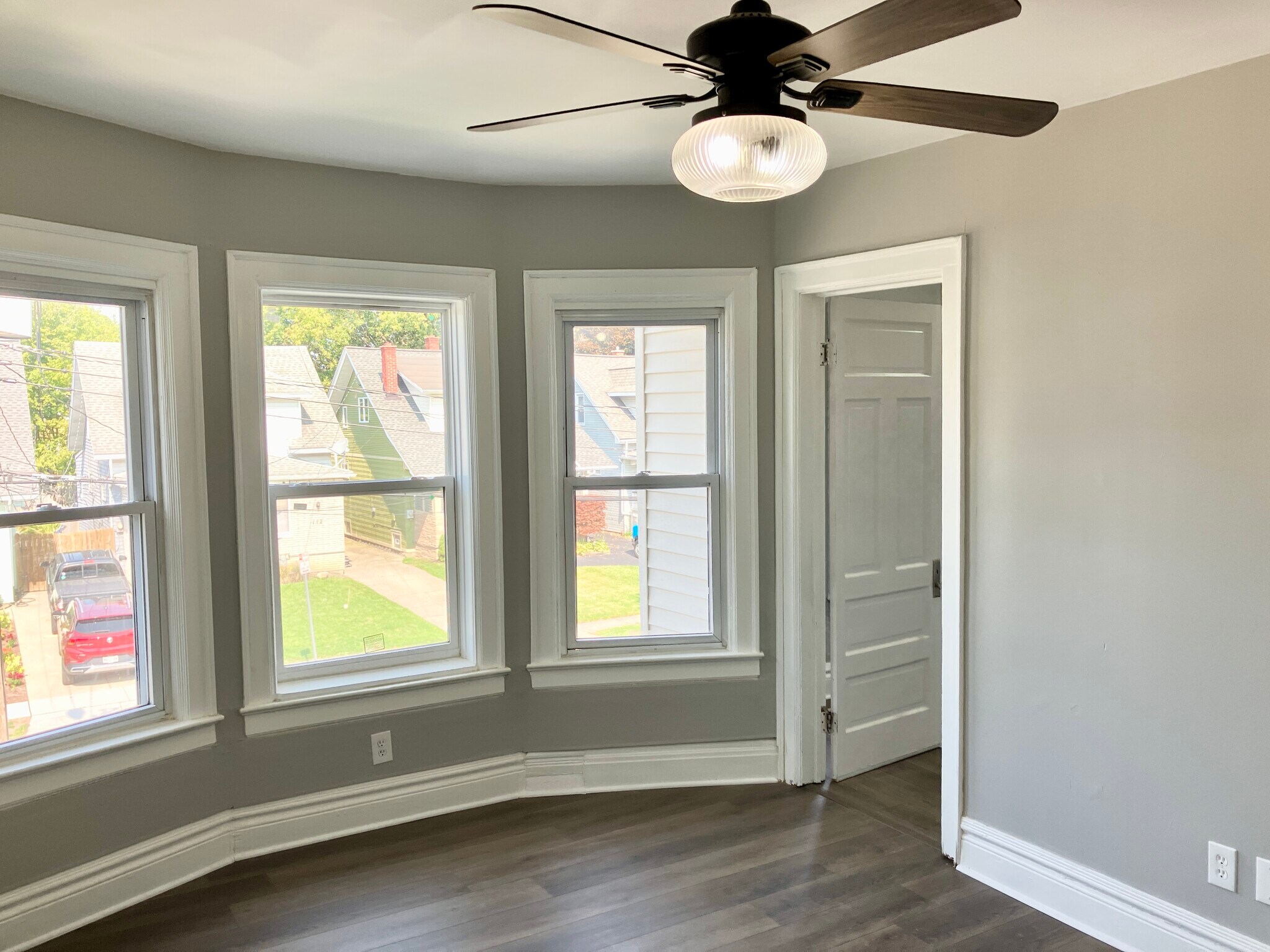 Building Photo - 109 Unger Ave