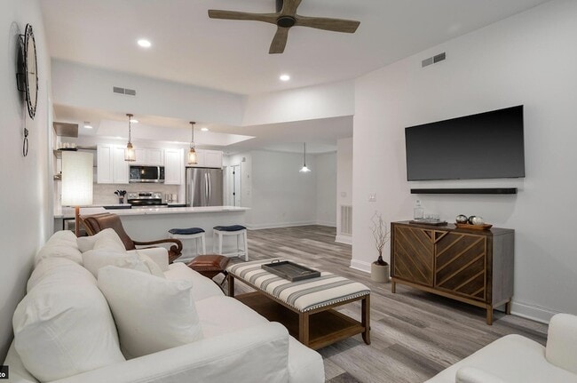 Building Photo - 7311 Indigo Palms Way