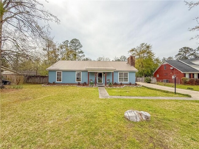 Building Photo - 905 Deer Run Dr