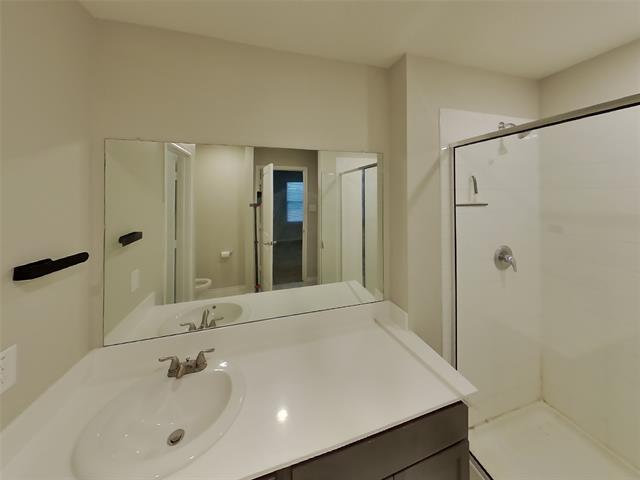 Building Photo - 1904 Strongbark Dr