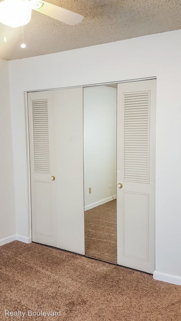 Building Photo - 2 br, 1 bath House - 705 Jamaica #4
