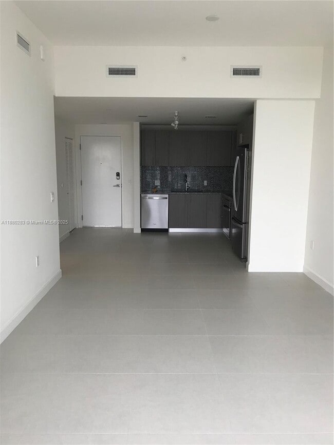 Building Photo - 5350 NW 84th Ave