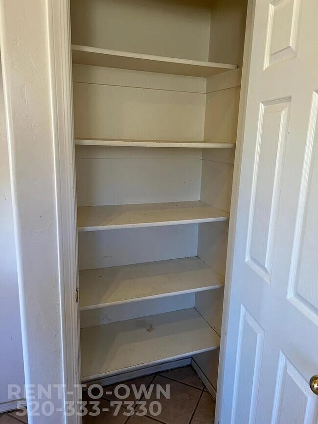 Building Photo - 1173 Calle Chaparral