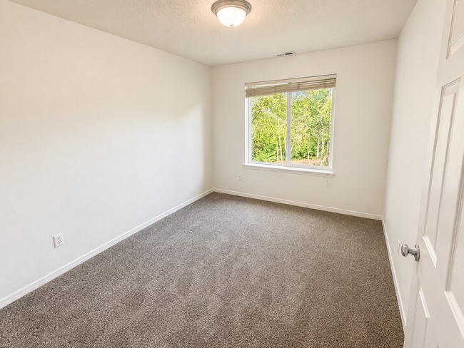 Building Photo - 17371 SW Biles Ln