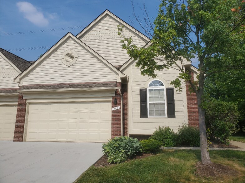 Building Photo - 185 Morgan Dr