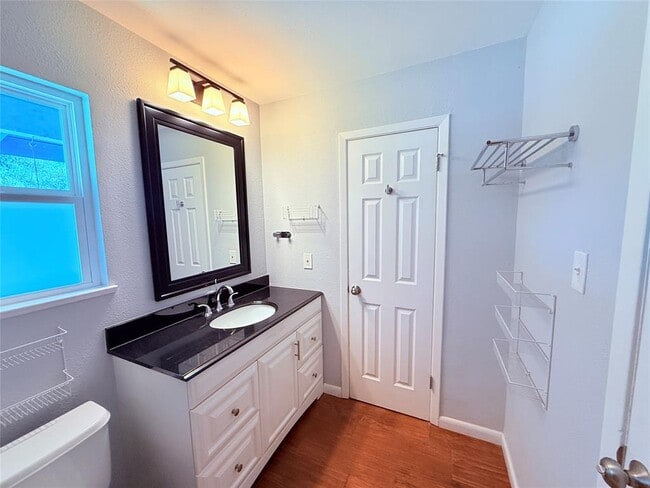 Building Photo - 914 Beaver Trail