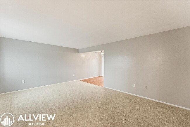 Building Photo - 16781 Bardon Ln