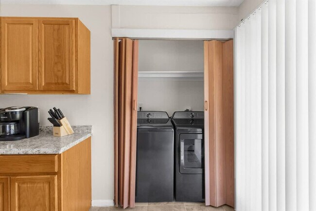 Building Photo - 13921 19th St