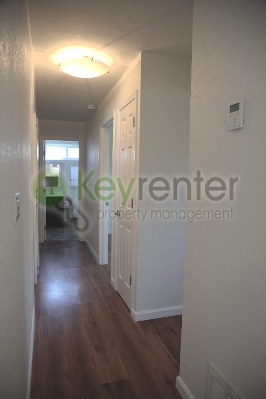 Building Photo - 9024 Alderson Ave