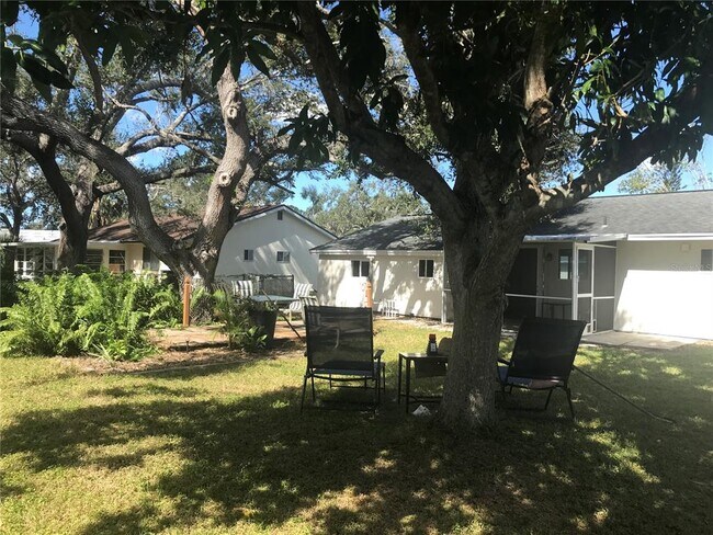 Building Photo - 4745 Escalante Dr