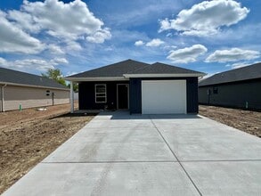 Building Photo - New Construction | 3 Bed | 2 Bath | 1 Car Garage