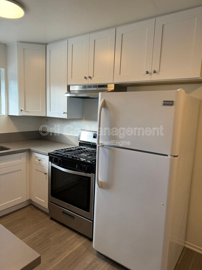 Building Photo - 14333 Haynes St