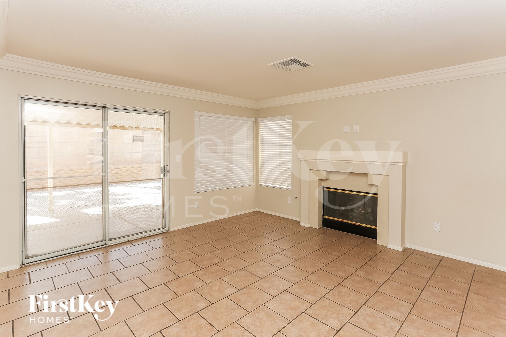 Building Photo - 1673 Black Hills Way