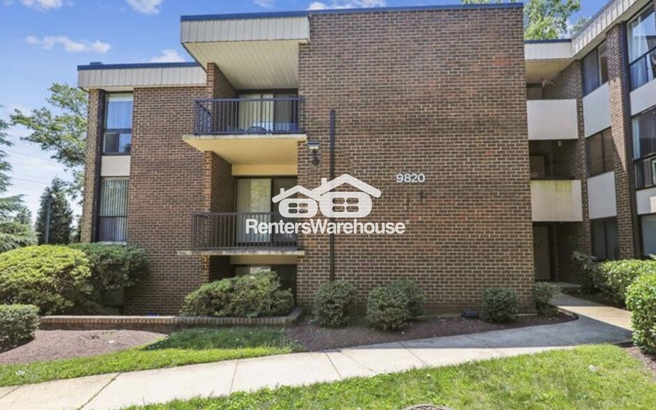 Building Photo - 9820 Georgia Ave