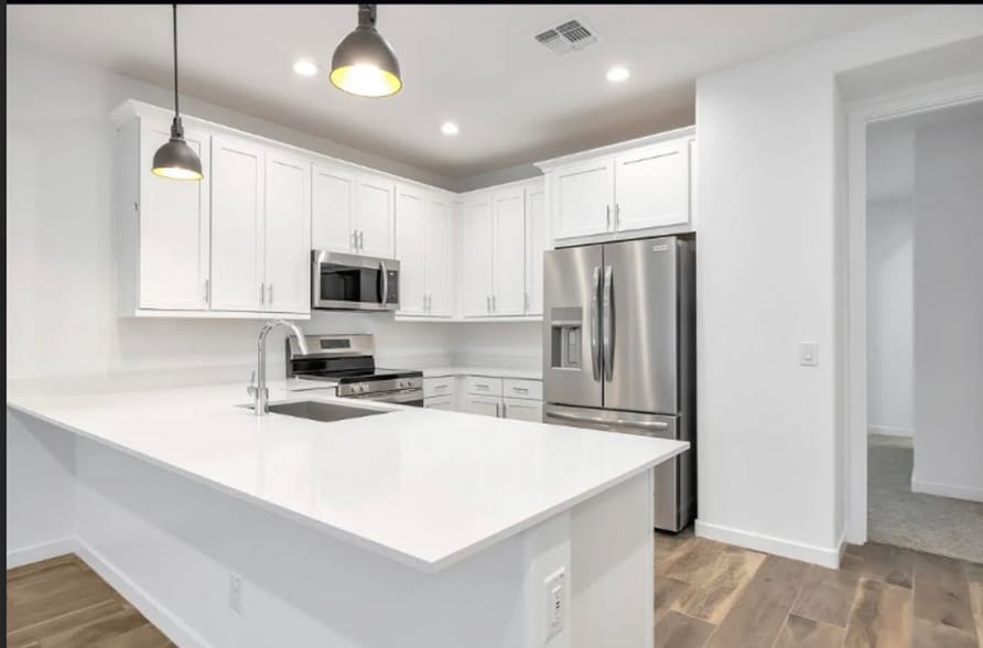 Building Photo - 4063 E Pinto Dr