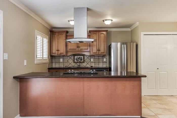 Building Photo - 404 Woodcrest Way