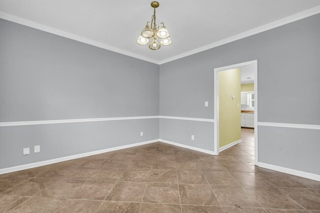 Building Photo - Renovated 4 Bedroom 3 Home for Rent!