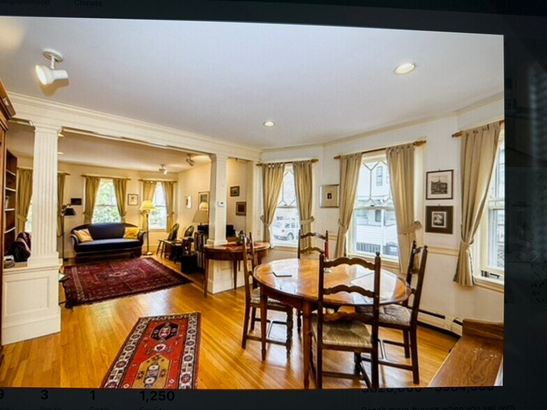 Primary Photo - 107 Montgomery St