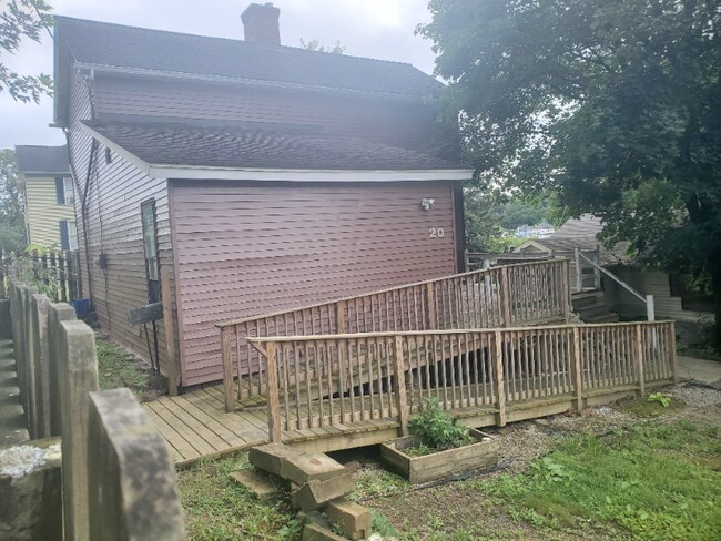 Building Photo - 20 Euclid St