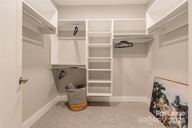 Building Photo - 13230 Ballantyne Corporate Pl