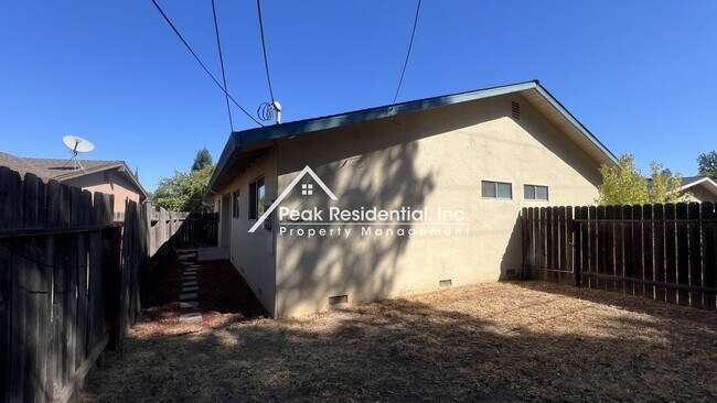 Building Photo - 6319 San Benito Way