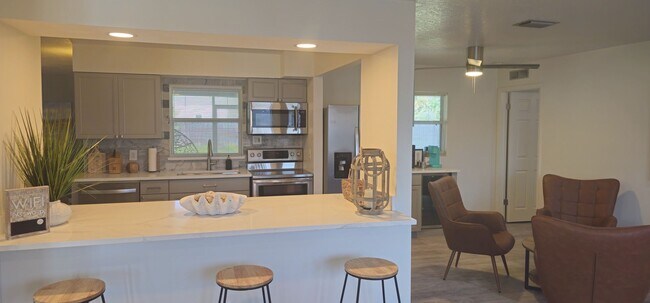 Building Photo - $6,000 Per Month FULLY FURNISHED - SATELLITE BEACH FL- MINUTES TO BEACH