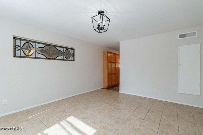 Building Photo - 505 W Howe St