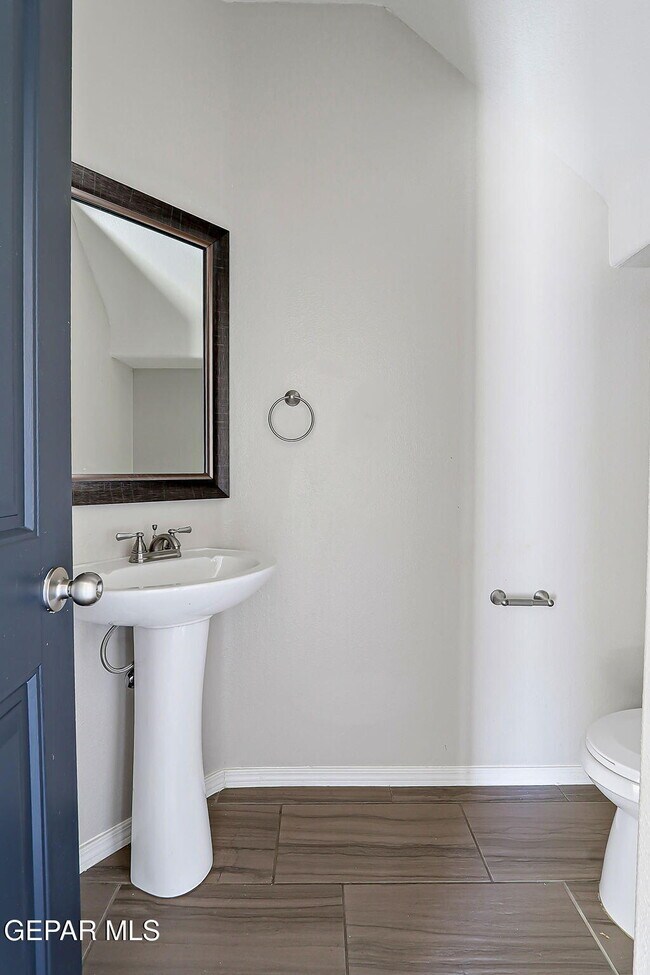 Building Photo - 11470 Dawn Vw Rd