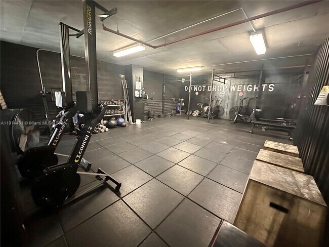 Building Photo - 690 SW 1st Ct