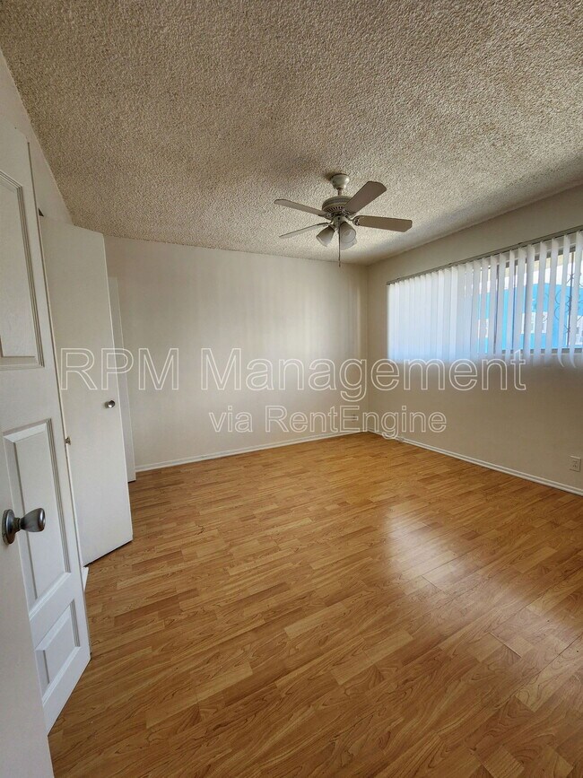 Building Photo - 1538 N Detroit St