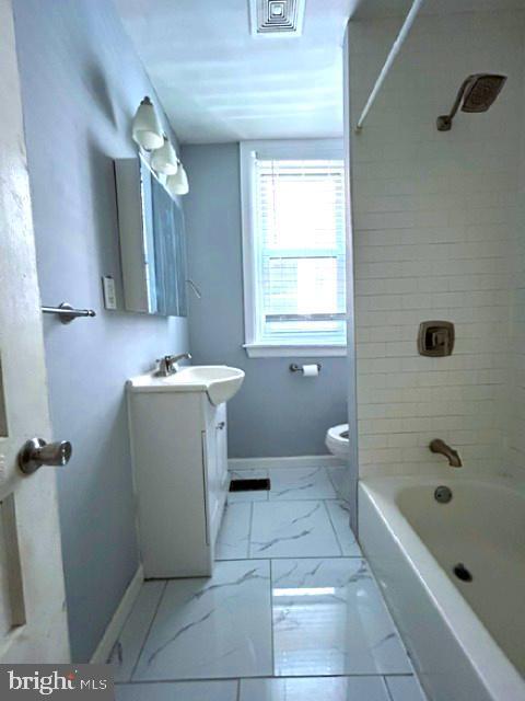 Building Photo - 4639 Sansom St