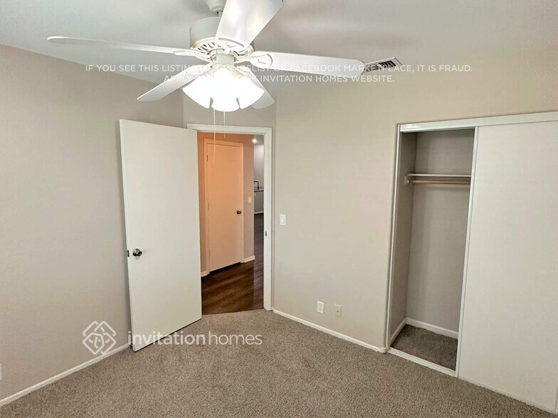 Building Photo - 8931 W Fullam St