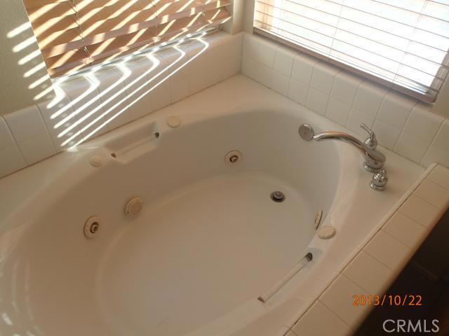 Building Photo - 16456 High Bluff Ct