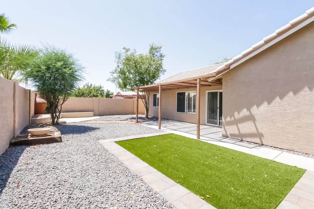 Building Photo - 1283 S Anvil Pl