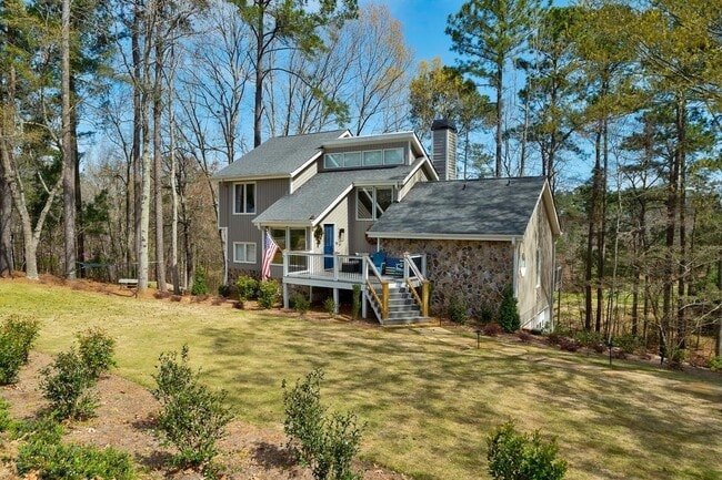 Building Photo - 1900 Snug Harbor Dr